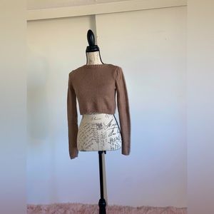 Brown long sleeve crop top